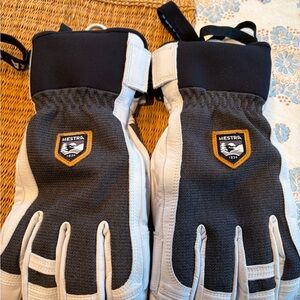 Hestra Charcoal Army Leather Patrol Gloves